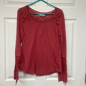 Women’s Long Sleeve Top size Large